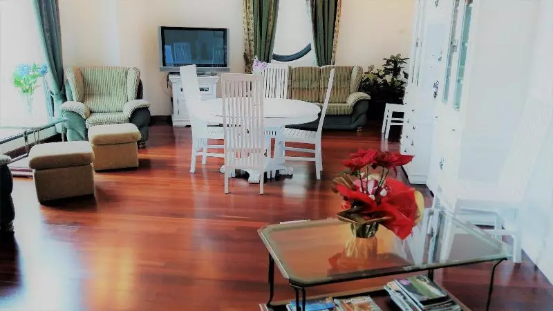 Fotos del hotel Nueva Plaza:  2