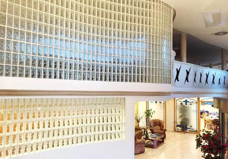 Fotos del hotel Nueva Plaza:  13