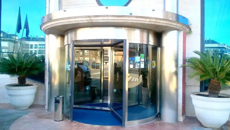 Fotos del hotel Nueva Plaza:  7