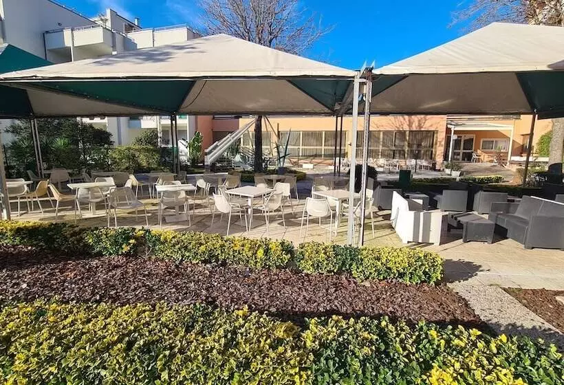 Fotos del hotel Parco Tirreno Residence:  8