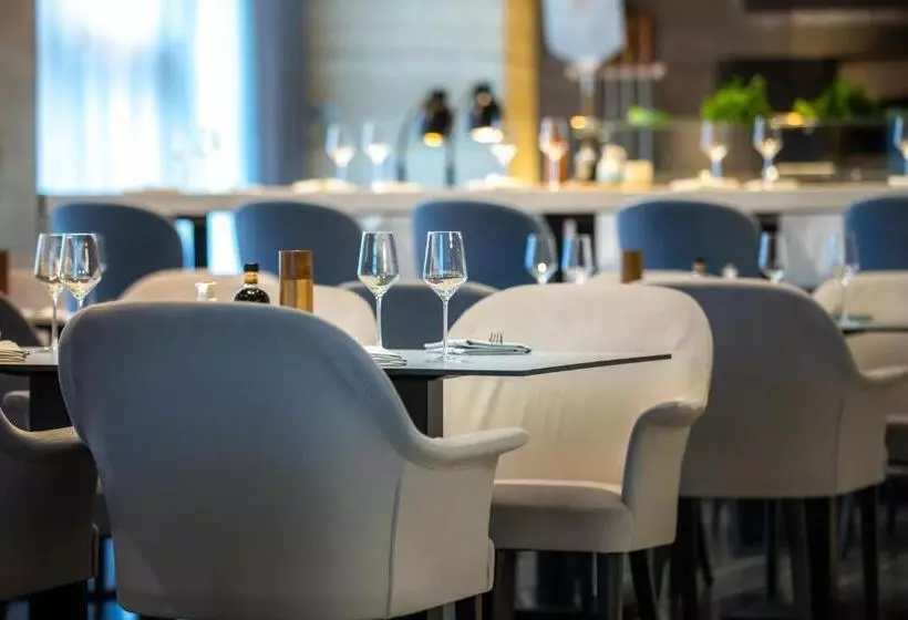 Fotos del hotel Radisson Blu Hotel Köln:  4