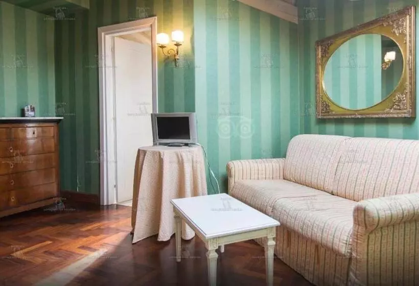 Fotos del hotel Villa Del Bosco:  22