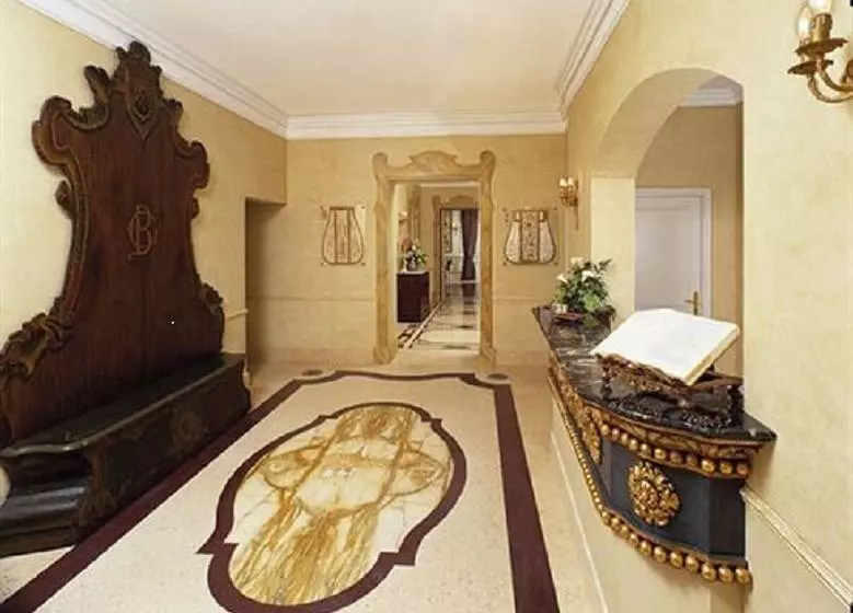 Fotos del hotel Villa Del Bosco:  16