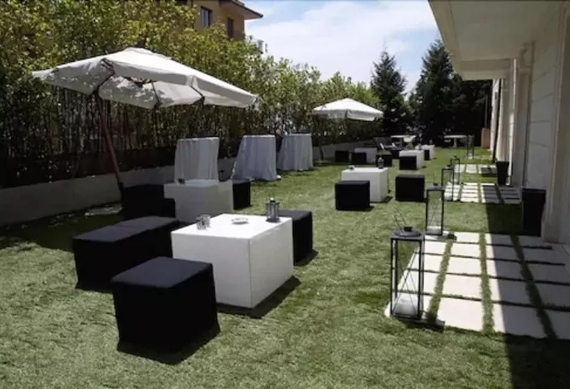 Fotos del hotel Villa Del Bosco:  8