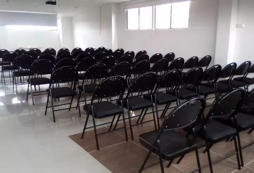Fotos del hotel The Business Center:  9