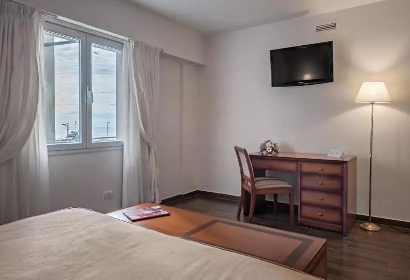 Fotos del hotel Riviera:  5