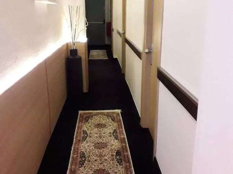 Fotos del hotel Vittoriano:  2