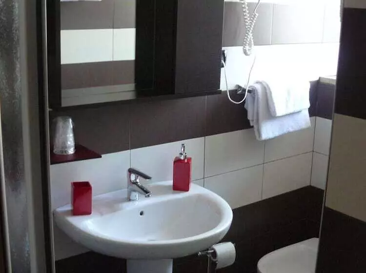 Fotos del hotel Vittoriano:  13