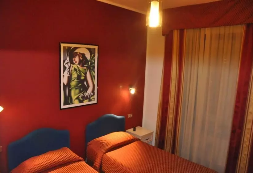 Fotos del hotel Vittoriano:  15