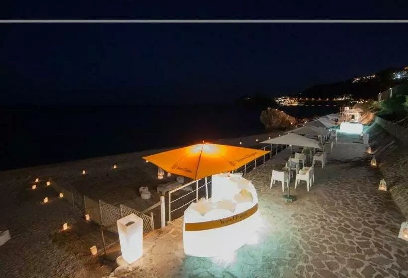 Fotos del hotel Caparena:  100