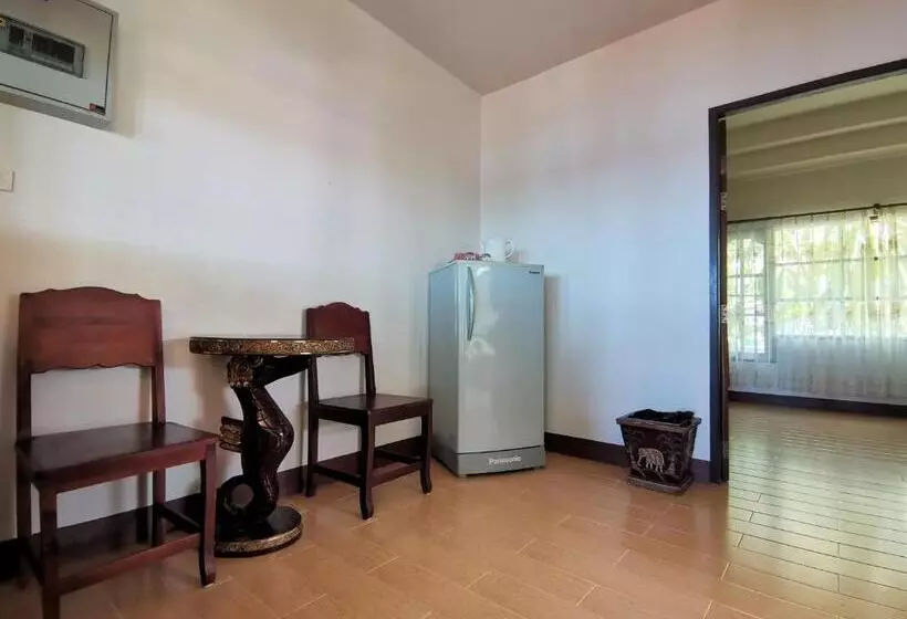 Fotos del hotel Holiday Villa:  23