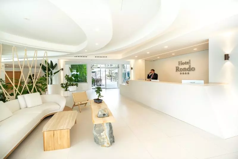 Fotos del hotel Hl Rondo:  3