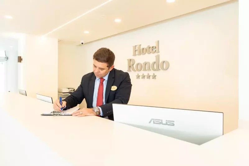 Fotos del hotel Hl Rondo:  8