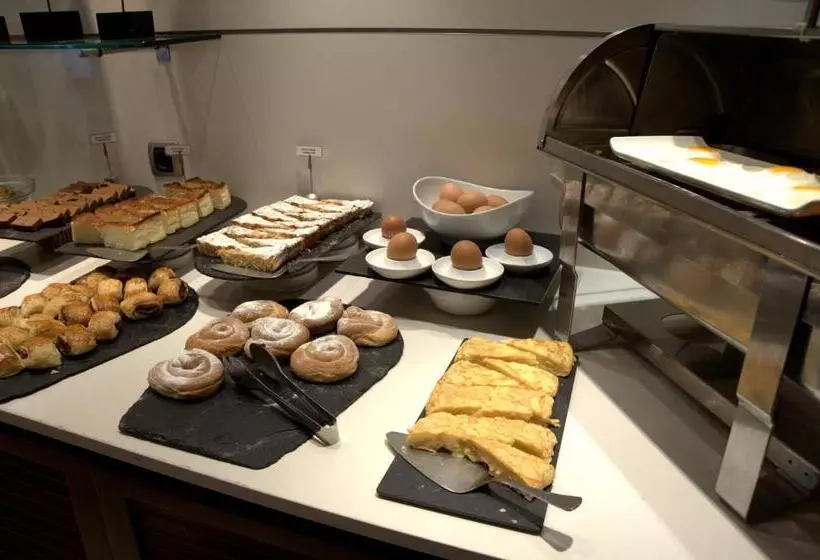 Fotos del hotel Zenit Borrell:  3