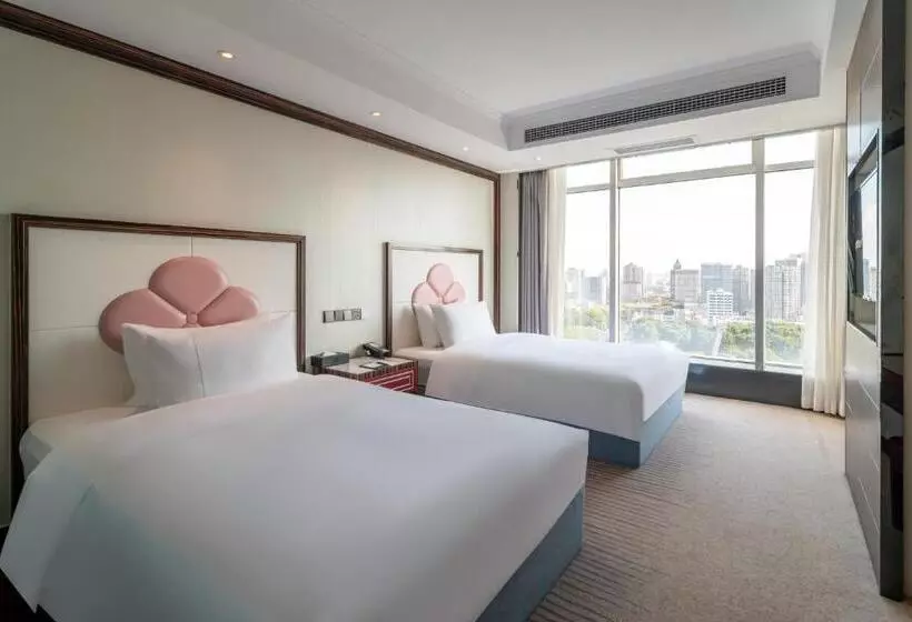 Fotos del hotel Suning Universal Hotel All-Suites:  15