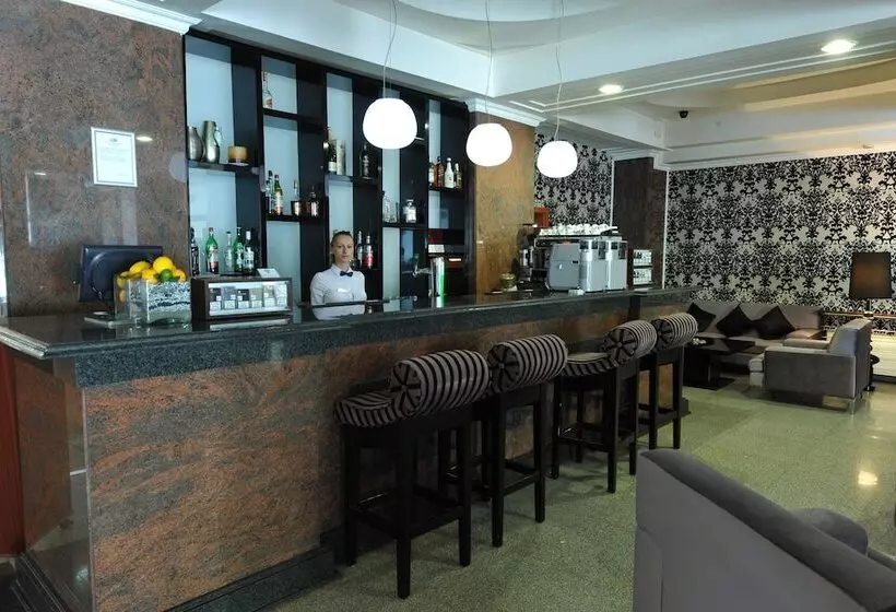 Fotos del hotel Crystal Palace:  5