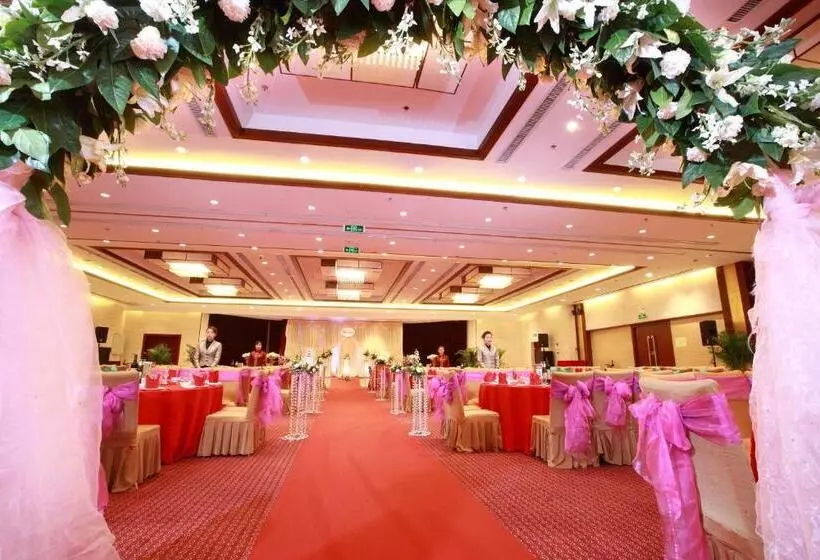 Fotos del hotel Grand Skylight Catic:  18