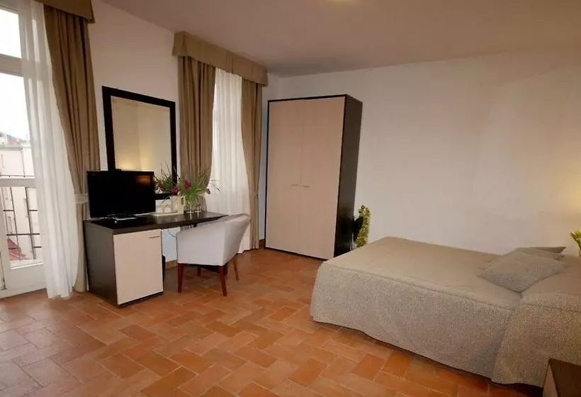 Fotos del hotel Praga 1:  14