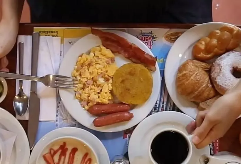 Fotos del hotel Boutique Villa De Sant:  8