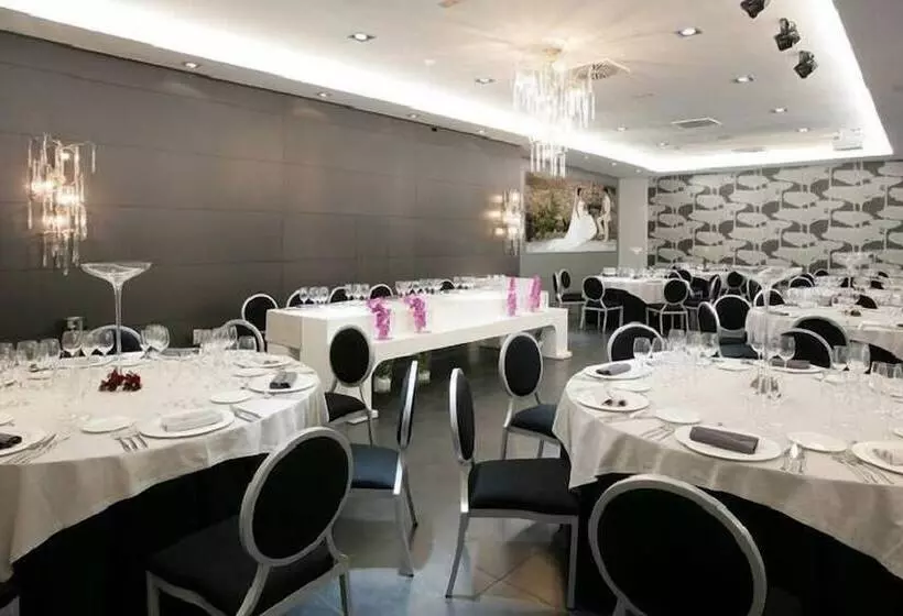 Fotos del hotel Bs Capitulaciones:  25