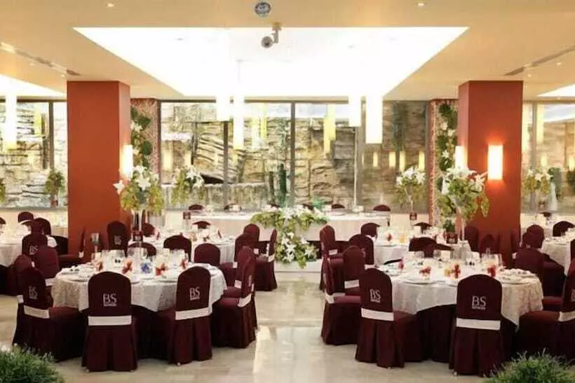 Fotos del hotel Bs Capitulaciones:  13