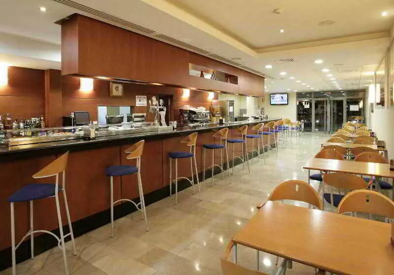 Fotos del hotel Bs Capitulaciones:  10