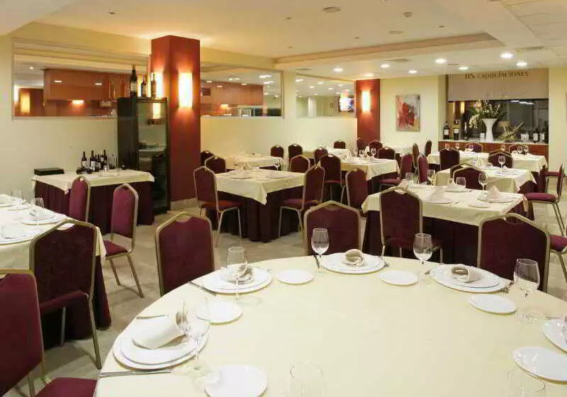 Fotos del hotel Bs Capitulaciones:  23