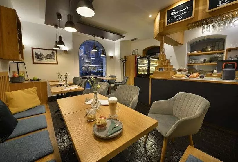 Fotos del hotel Design Hotel Neruda:  4