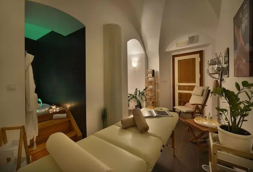 Fotos del hotel Design Hotel Neruda:  12