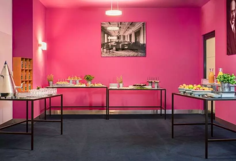 Fotos del hotel Movenpick Hotel Berlin:  21