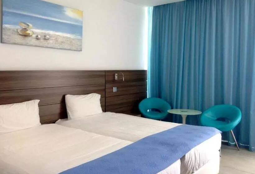 Fotos del hotel Limanaki Beach  & Suites:  9