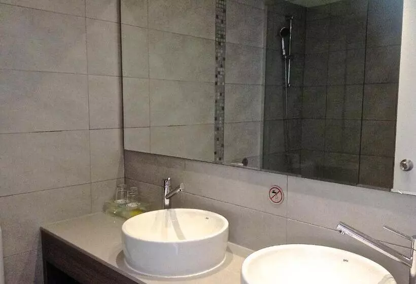 Fotos del hotel Limanaki Beach  & Suites:  16