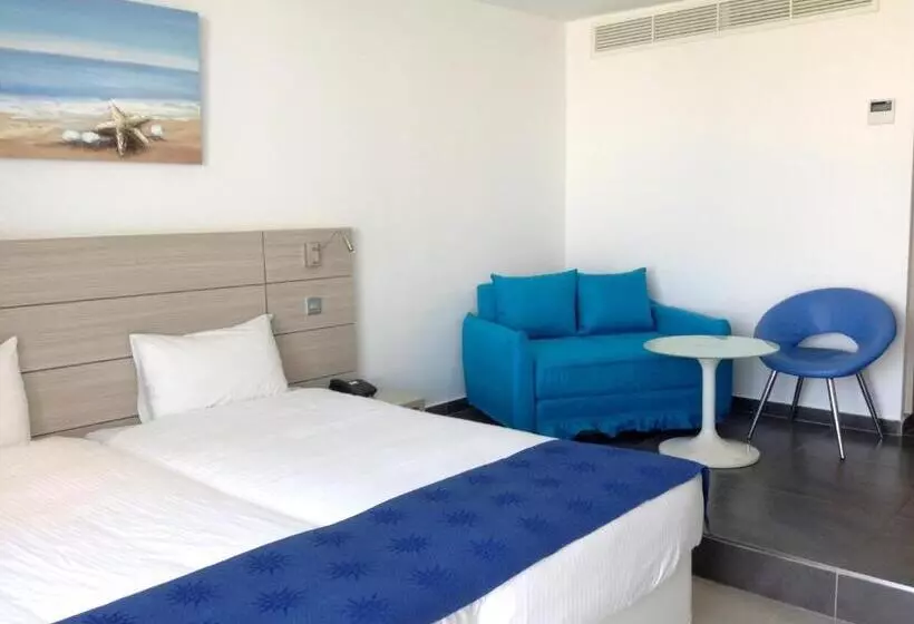 Fotos del hotel Limanaki Beach  & Suites:  17