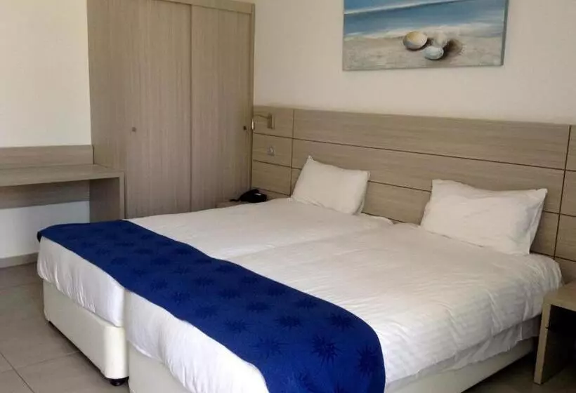 Fotos del hotel Limanaki Beach  & Suites:  13