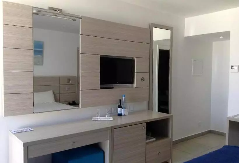 Fotos del hotel Limanaki Beach  & Suites:  21