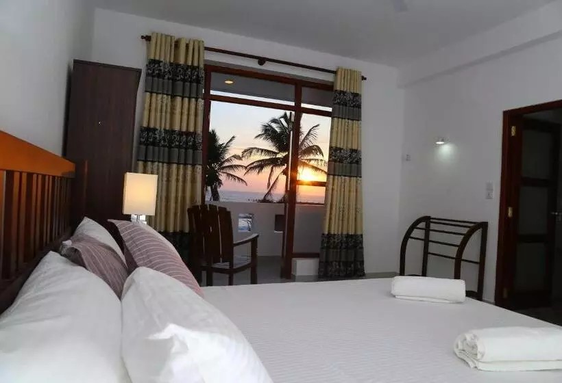 Fotos del hotel Hikka Regent:  19