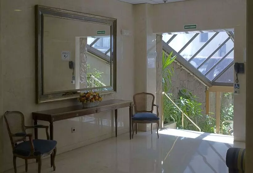 Fotos del hotel Gran Versalles:  2