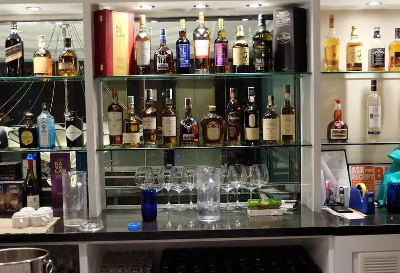 Fotos del hotel Somerset Millennium Makati:  11