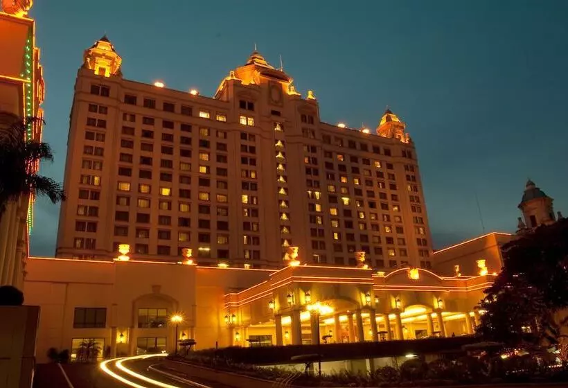 Fotos del hotel Waterfront Cebu City Hotel & Casino:  1