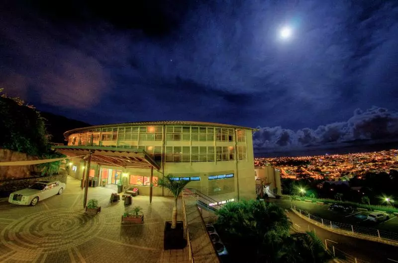 Fotos del hotel Bellepierre:  15