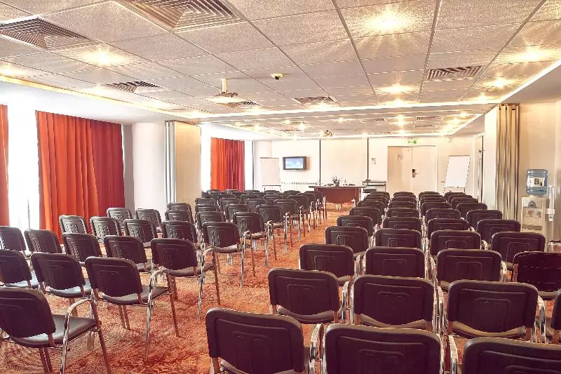 Fotos del hotel Continental Forum Bucuresti Palatul Parlamentului:  12