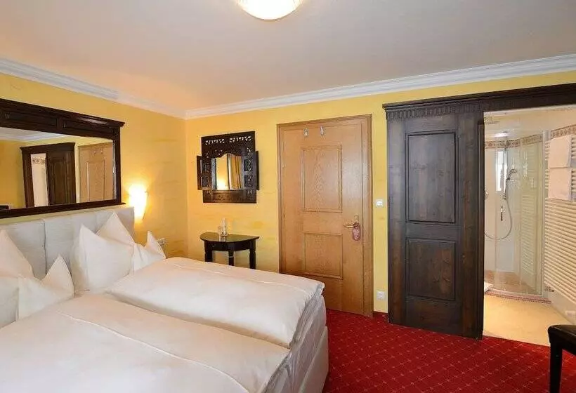 Fotos del hotel -garni Felsenhof:  15