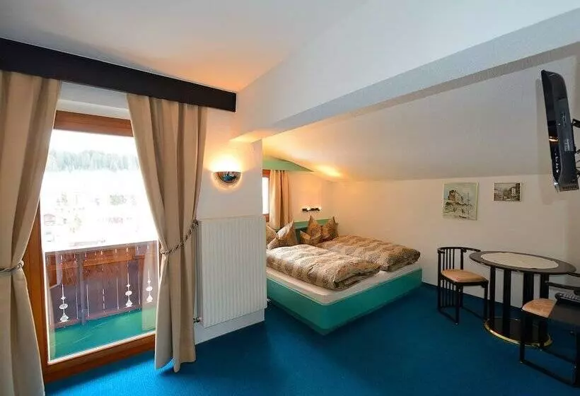 Fotos del hotel -garni Felsenhof:  21