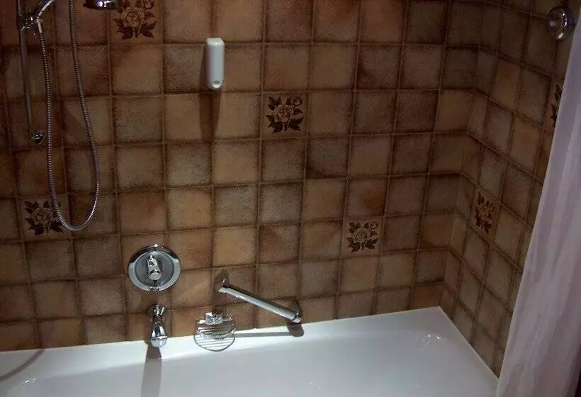 Fotos del hotel -garni Felsenhof:  16