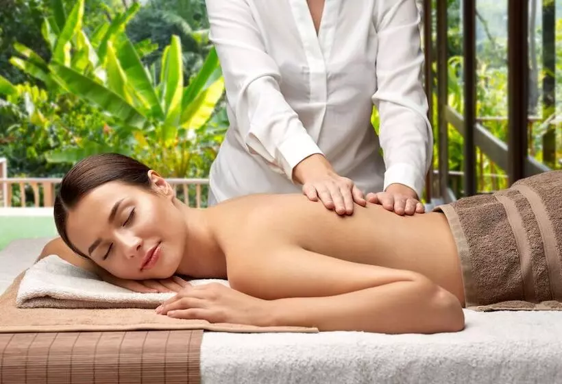 Fotos del hotel Oceans Two Resort:  17