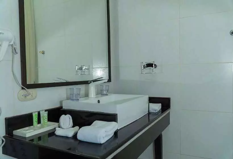 Fotos del hotel Oceans Two Resort:  25