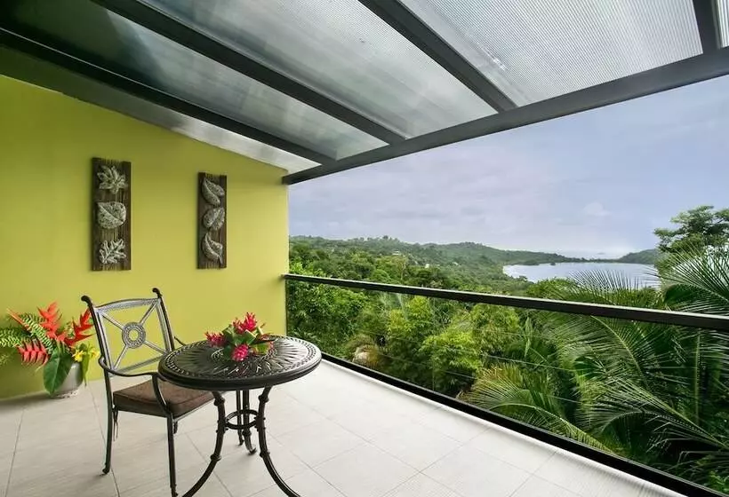 Fotos del hotel Oceans Two Resort:  5