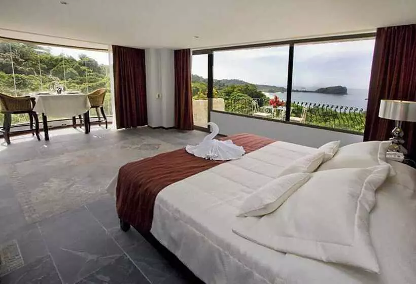 Fotos del hotel Oceans Two Resort:  8