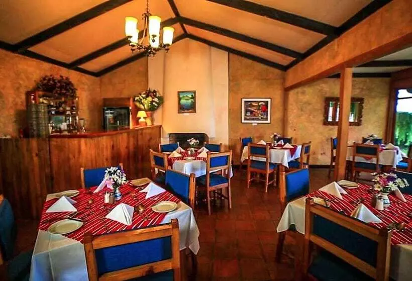 Fotos del hotel San Buenaventura De Atitlán:  3