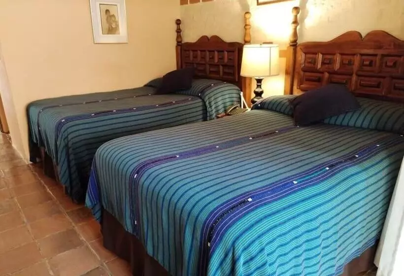 Fotos del hotel San Buenaventura De Atitlán:  8